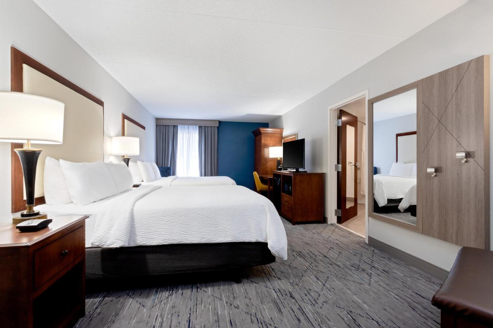 Holiday Inn Express & Suites Cincinnati Riverfront By Ihg Covington Extérieur photo