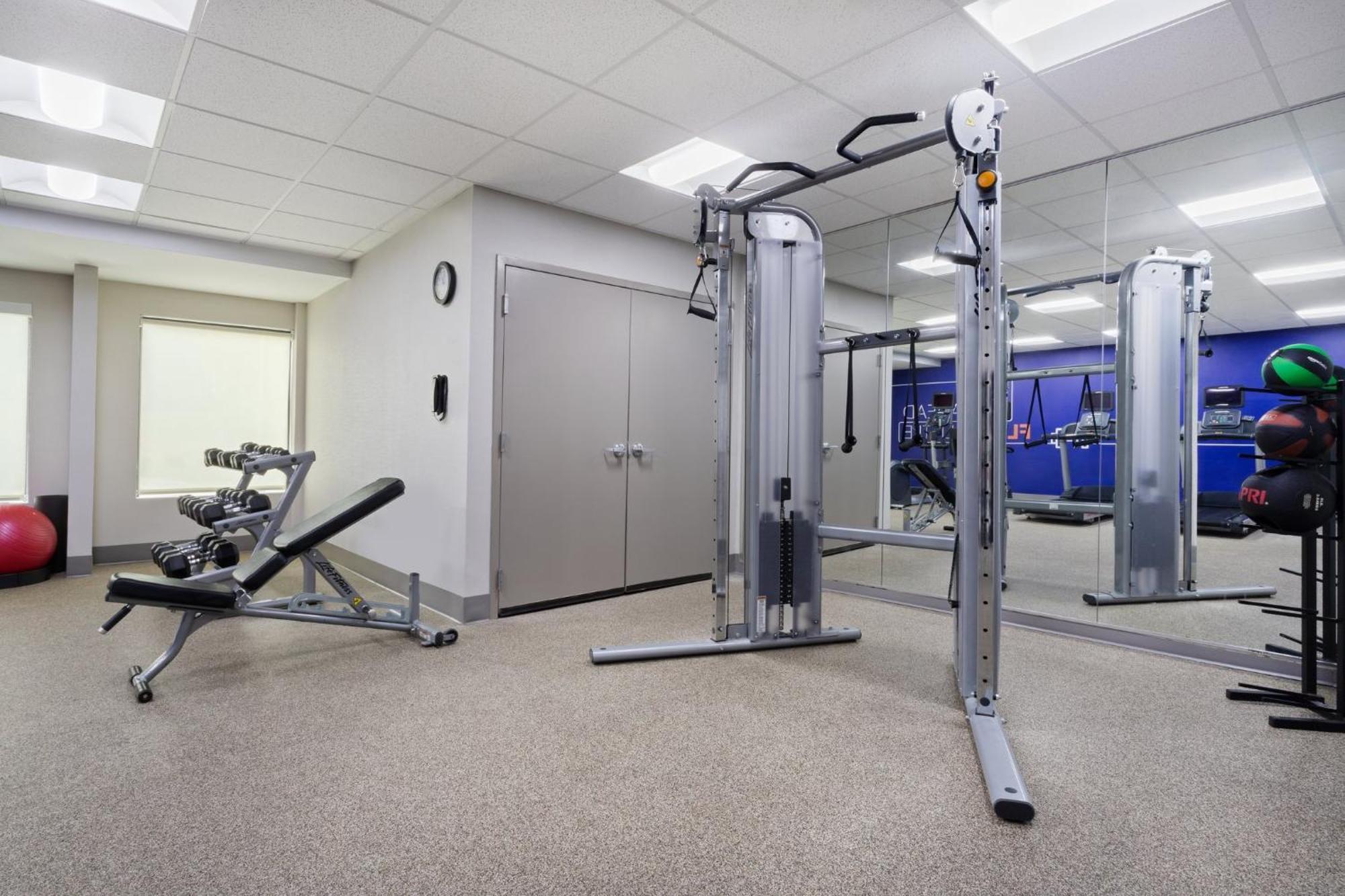 Holiday Inn Express & Suites Cincinnati Riverfront By Ihg Covington Extérieur photo