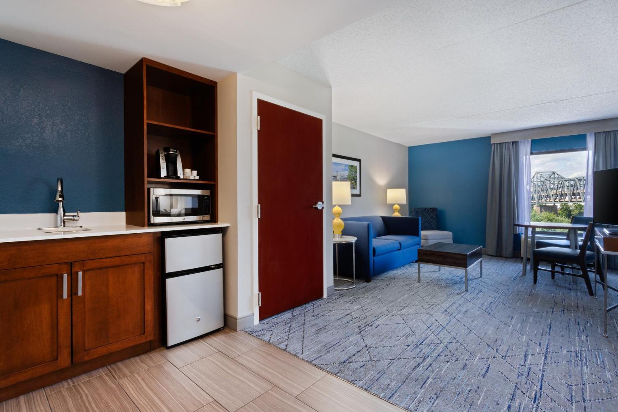 Holiday Inn Express & Suites Cincinnati Riverfront By Ihg Covington Extérieur photo