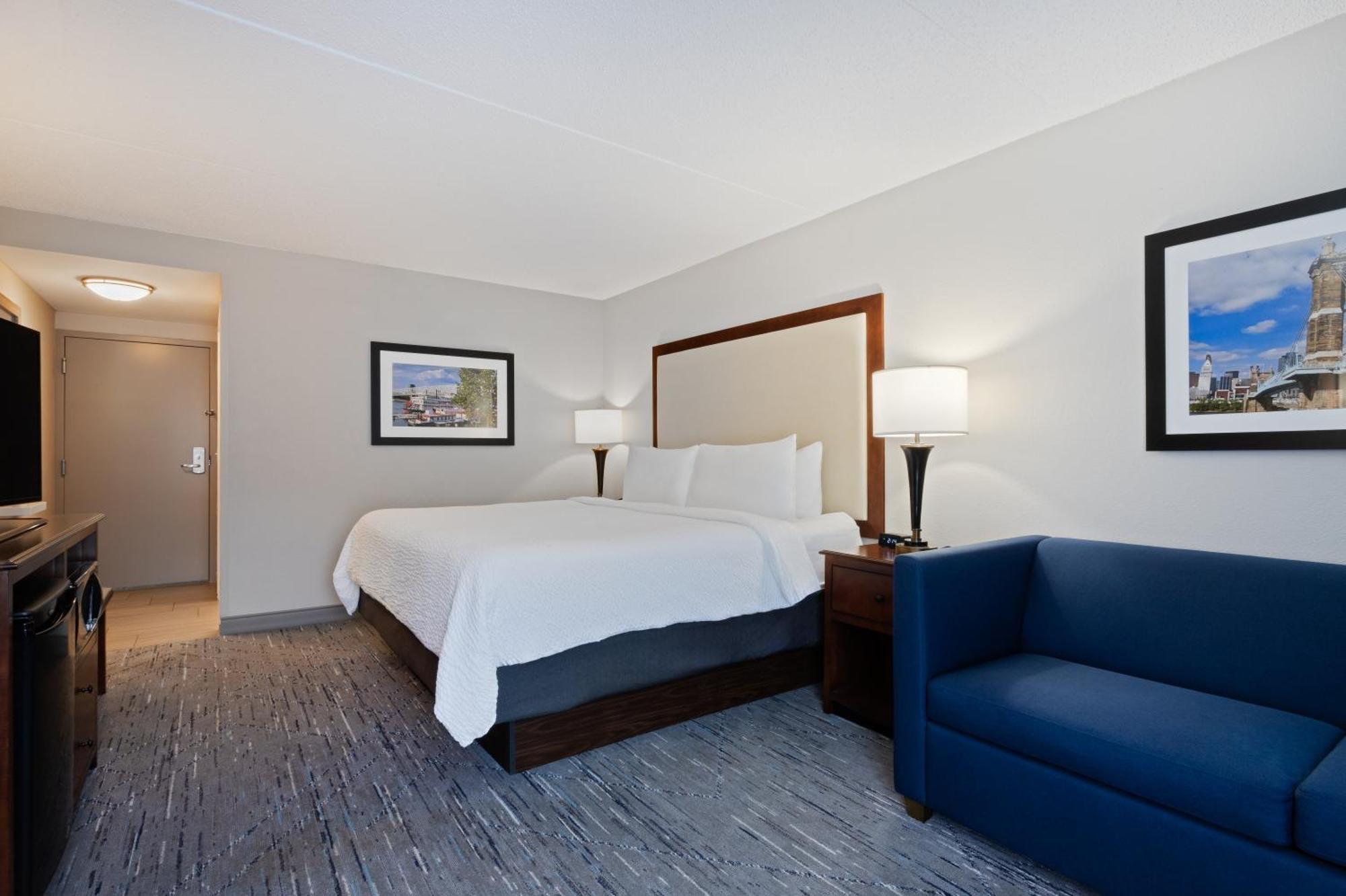 Holiday Inn Express & Suites Cincinnati Riverfront By Ihg Covington Extérieur photo