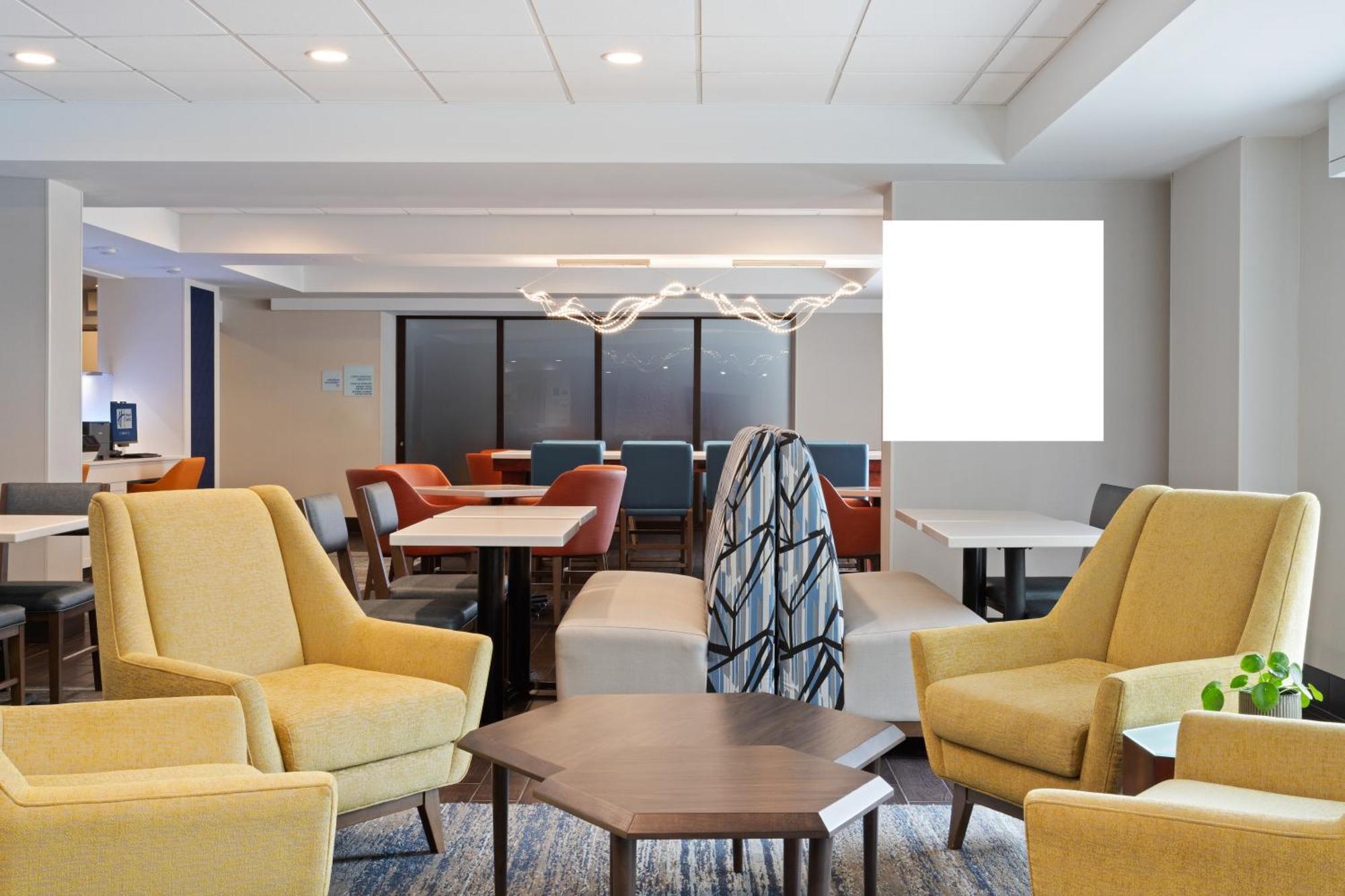 Holiday Inn Express & Suites Cincinnati Riverfront By Ihg Covington Extérieur photo